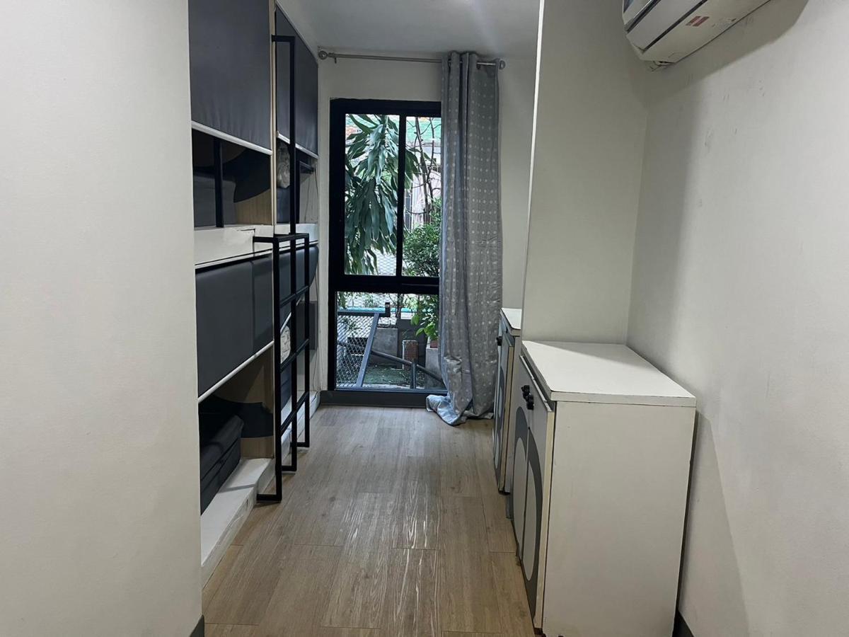 V30 Sukhumvit Hotell Bangkok Exteriör bild